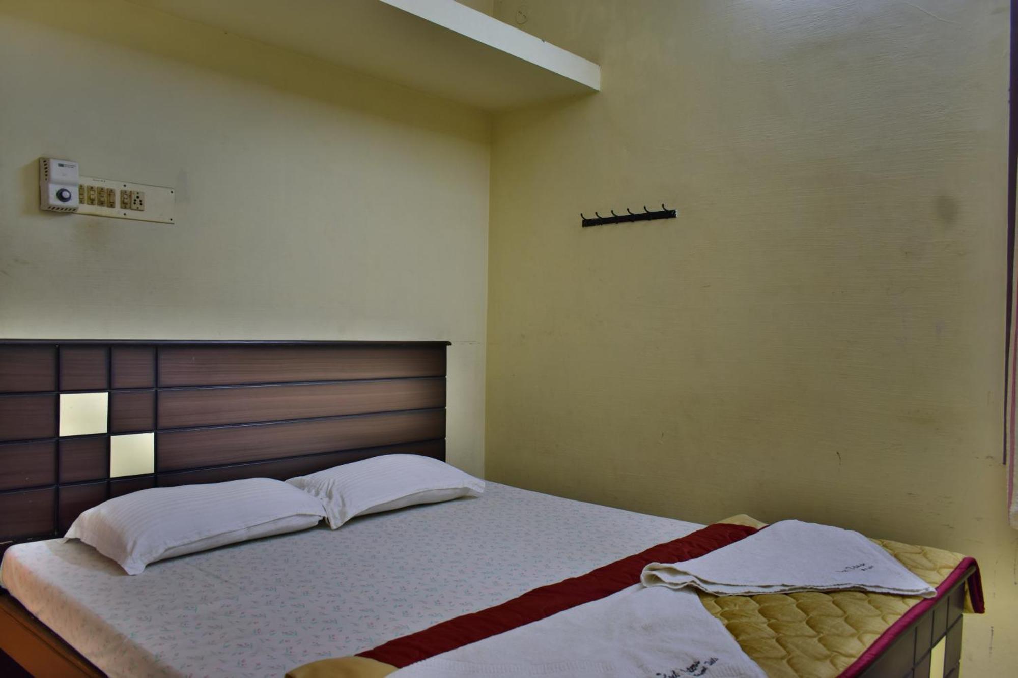 Silent Waters Resorts Yelagiri Luaran gambar